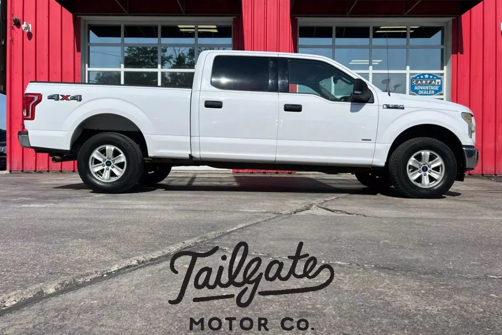 2017 Ford F-150 XLT photo 1