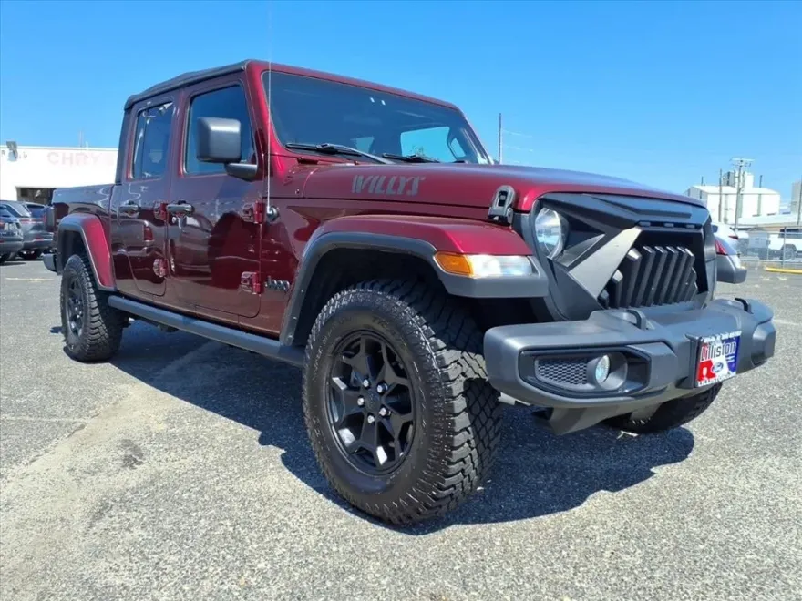 2021 Jeep Gladiator Willys Sport photo 1