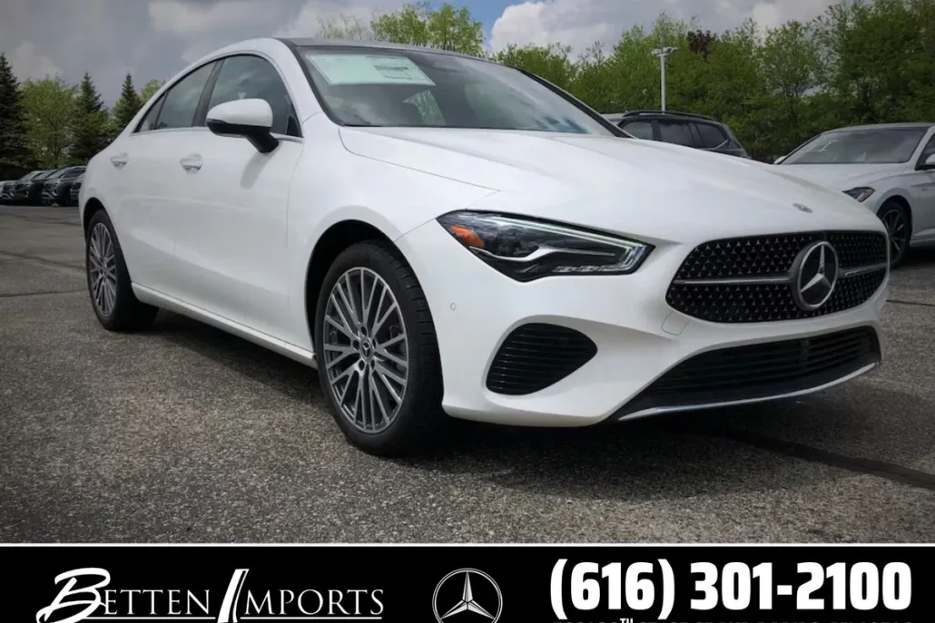 2025 Mercedes Benz CLA 250 4MATIC photo 1