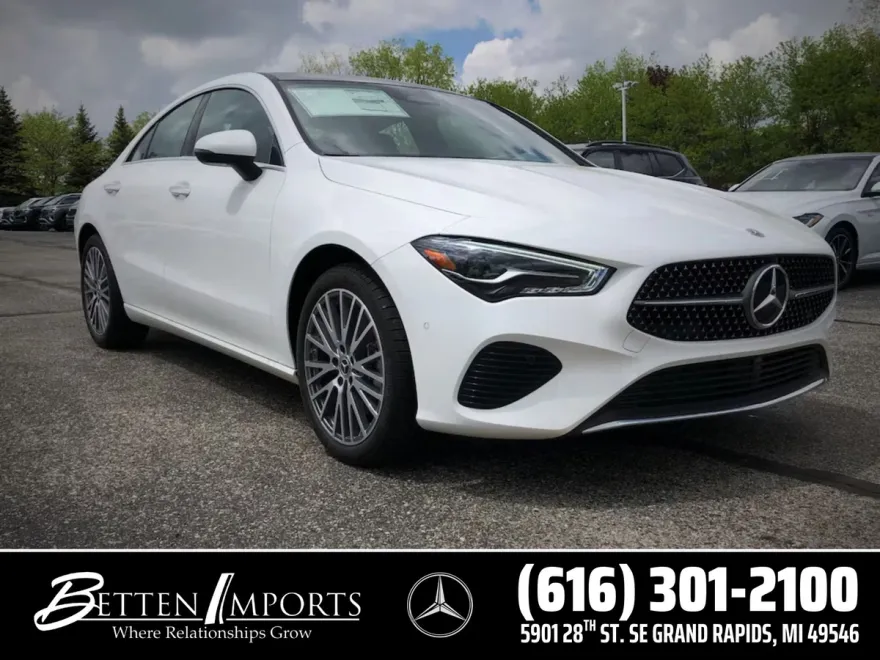 2025 Mercedes Benz CLA 250 4MATIC photo 1