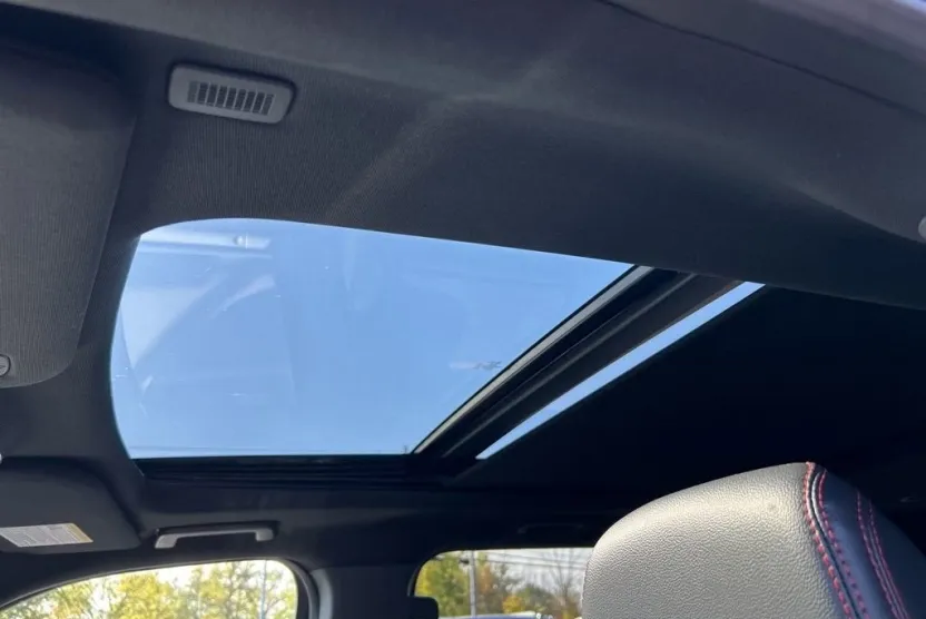 2023 Ford Expedition Limited photo 1
