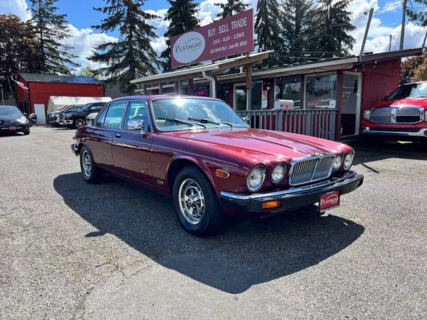 1987 Jaguar XJ XJ6 photo 1