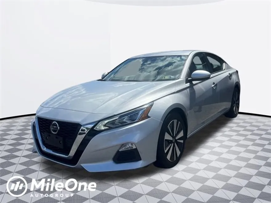 2022 Nissan Altima 2.5 SV photo 1