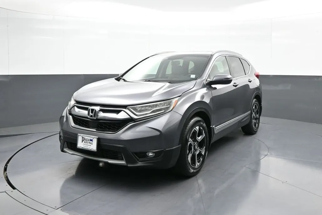 2017 Honda CR-V Touring photo 1