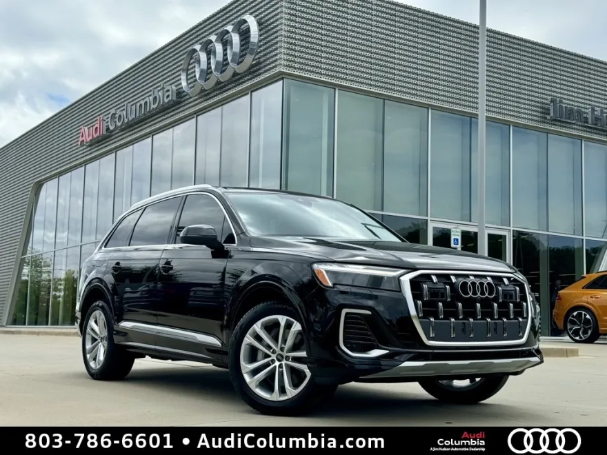 2025 Audi Q7 55 Premium Plus photo 1