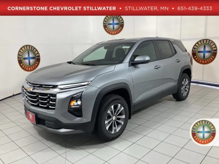 2026 Chevrolet Equinox LT photo 1