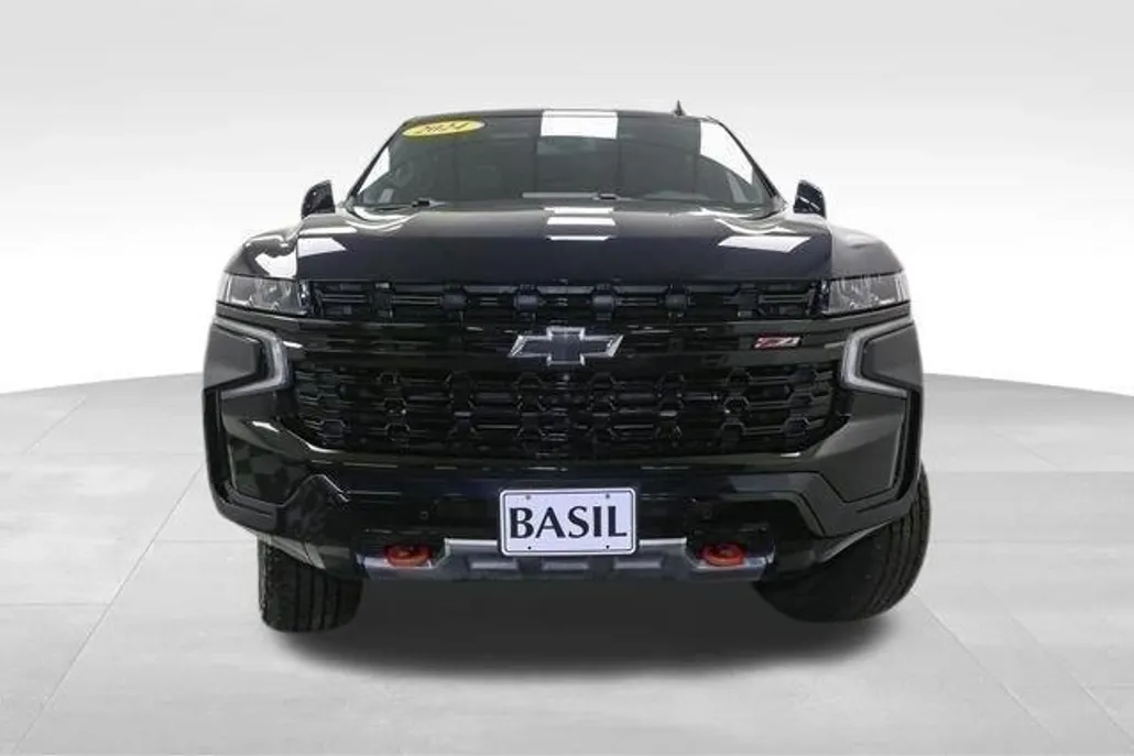 2024 Chevrolet Tahoe Z71 photo 1