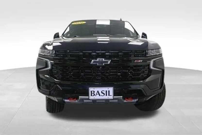 2024 Chevrolet Tahoe Z71 photo 1