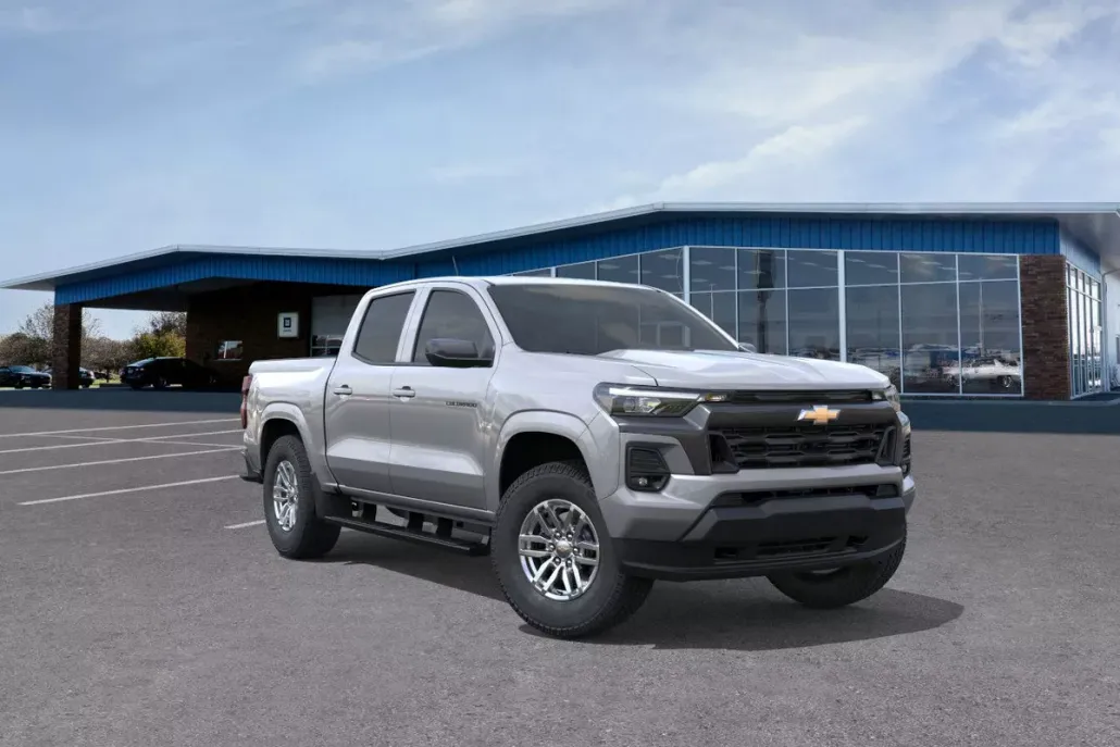 2026 Chevrolet Colorado LT photo 1