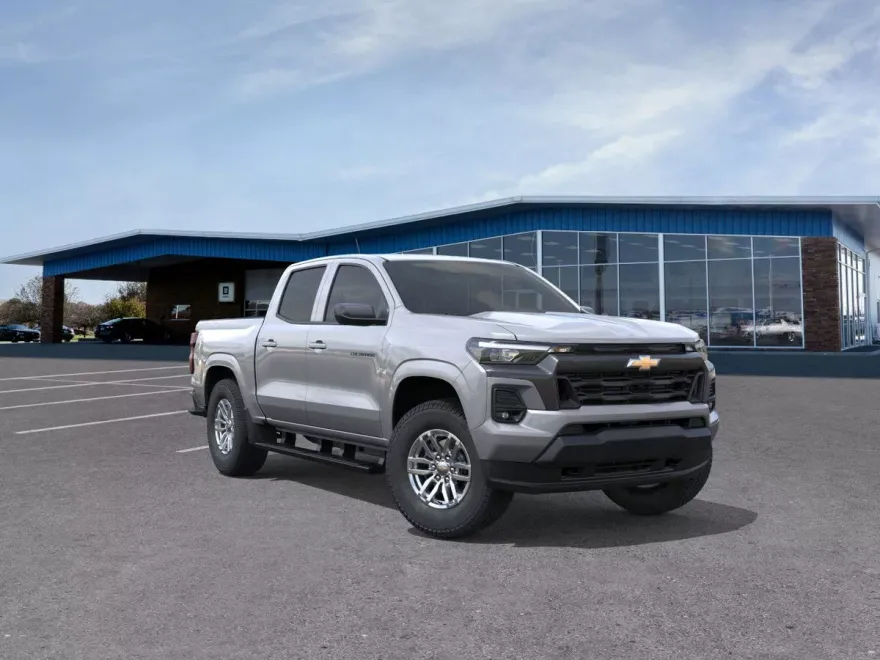 2026 Chevrolet Colorado LT photo 1