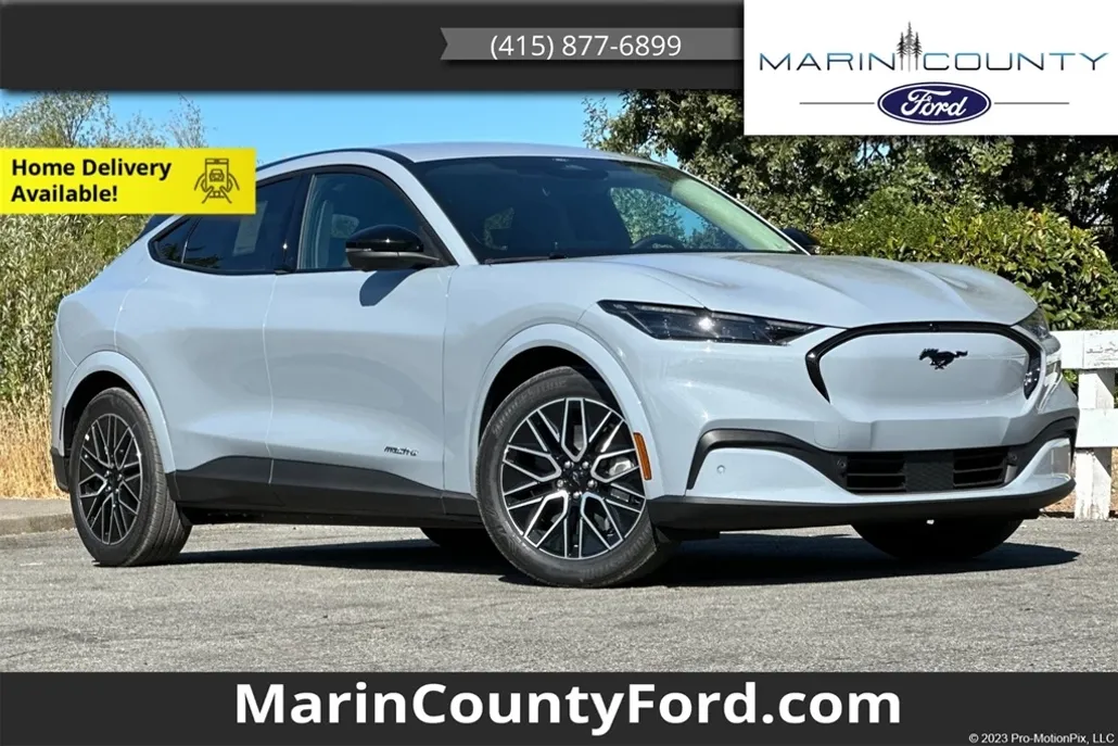 2025 Ford Mustang Mach-E Premium photo 1