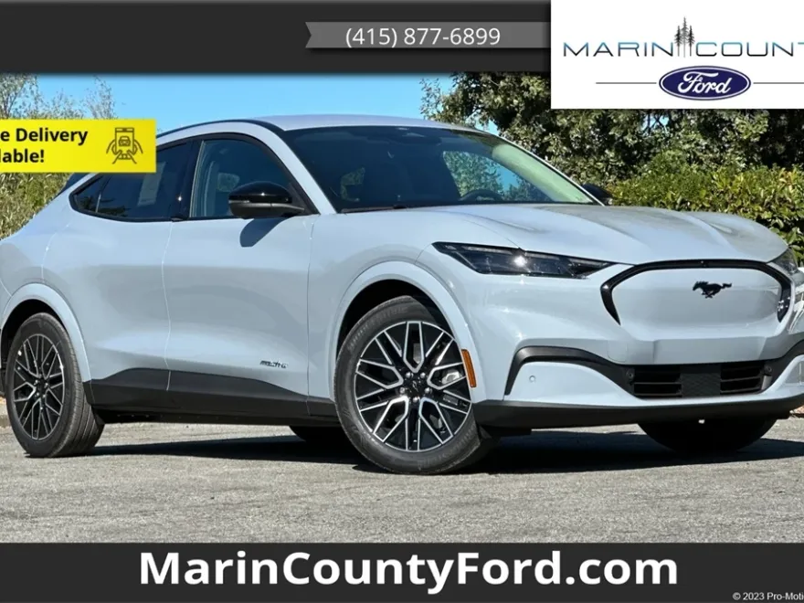 2025 Ford Mustang Mach-E Premium photo 1