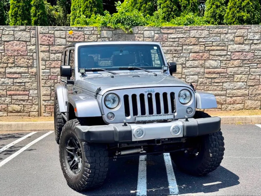 2015 Jeep Wrangler Sahara photo 1