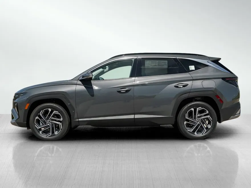 2025 Hyundai Tucson Limited photo 1