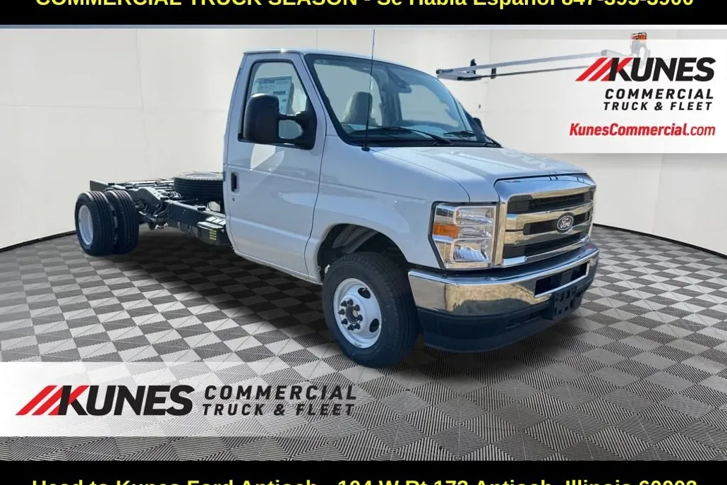 2026 Ford E-350 Base photo 1