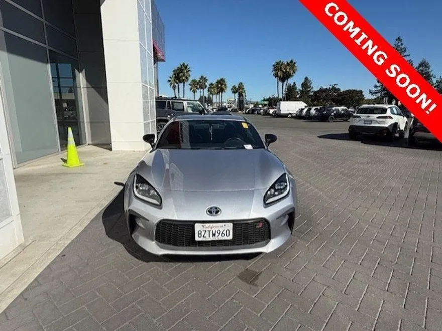 2022 Toyota GR86 Premium photo 1