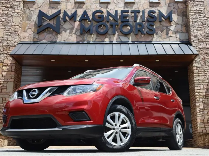 2016 Nissan Rogue SV photo 1