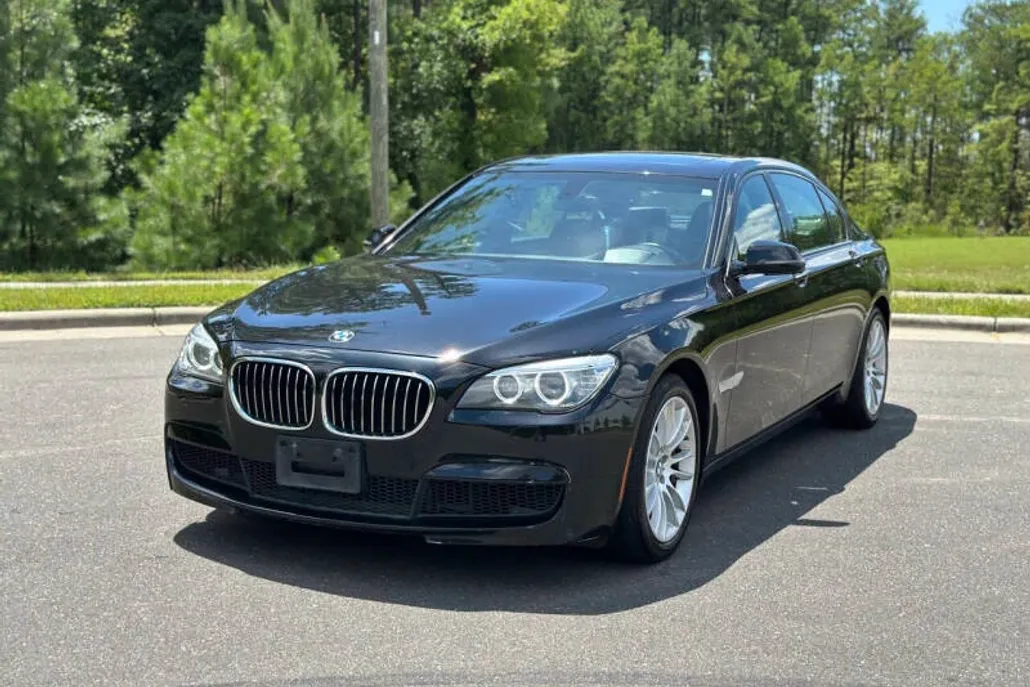 2015 Bmw 740Li xDrive Sedan photo 1