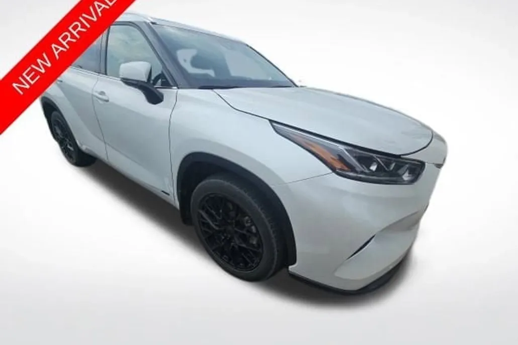 2023 Toyota Highlander Hybrid Limited photo 1