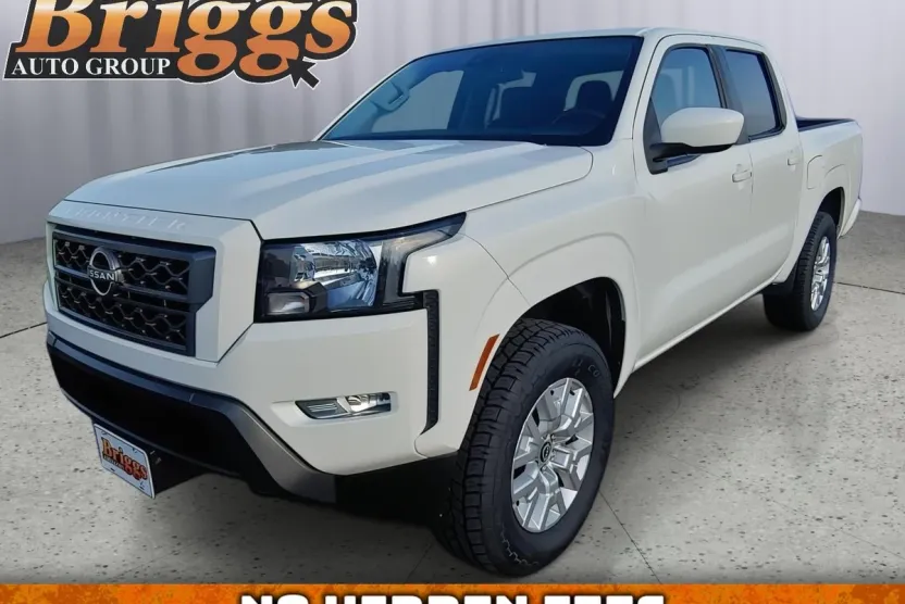 2024 Nissan Frontier SV photo 1