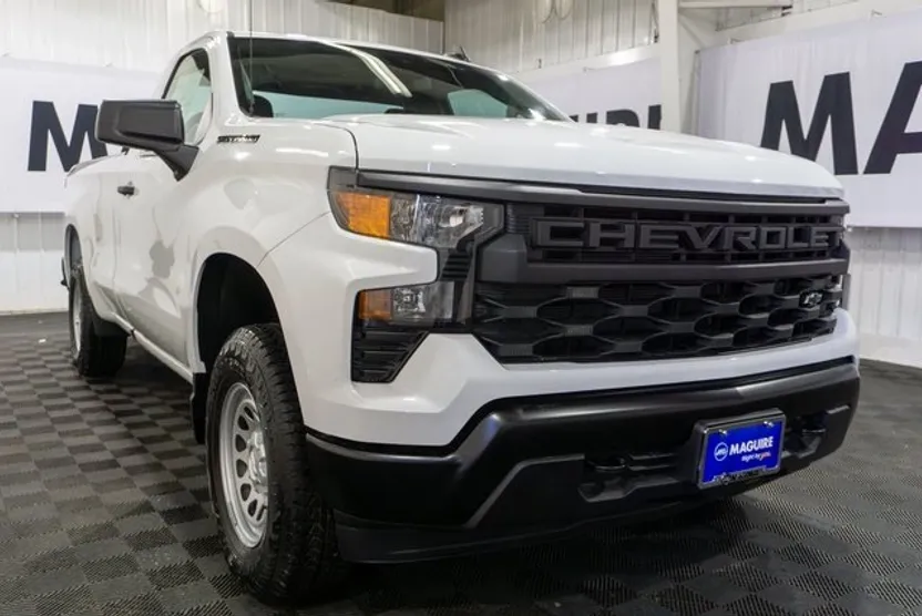 2026 Chevrolet Silverado 1500 Work Truck photo 1