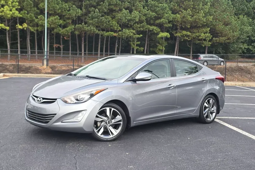 2015 Hyundai Elantra Limited photo 1
