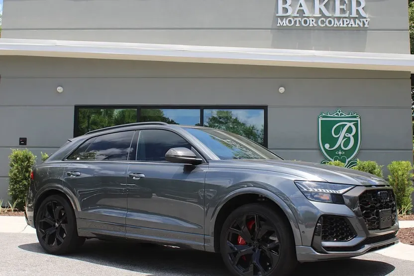 2020 Audi RS Q8 photo 1