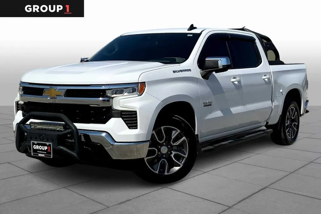 2022 Chevrolet Silverado 1500 LT photo 1