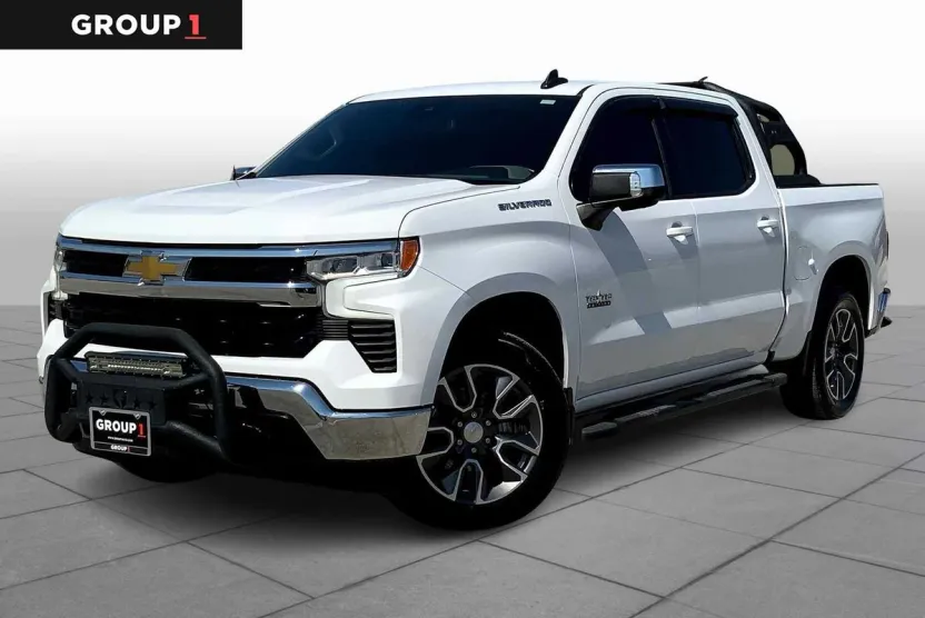 2022 Chevrolet Silverado 1500 LT photo 1