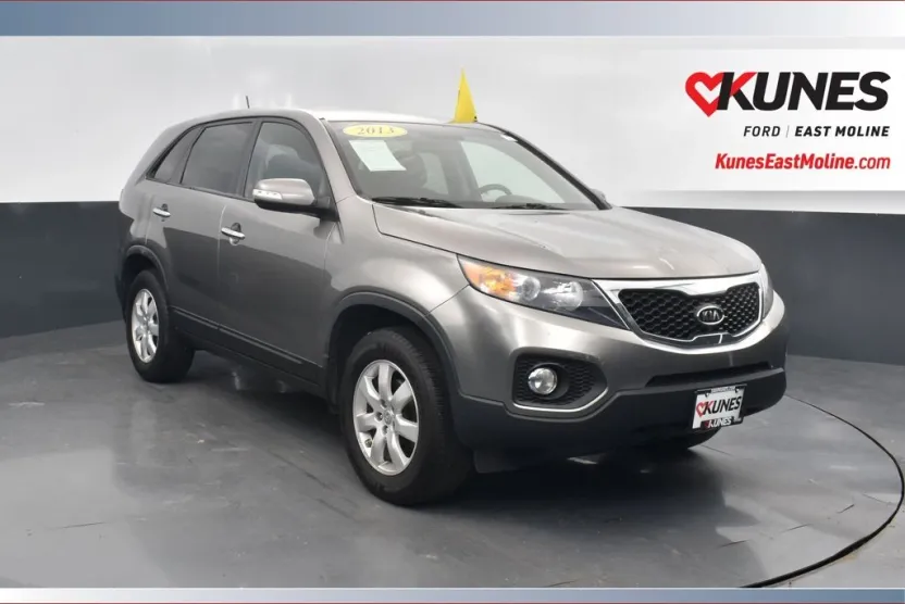 2013 Kia Sorento LX photo 1