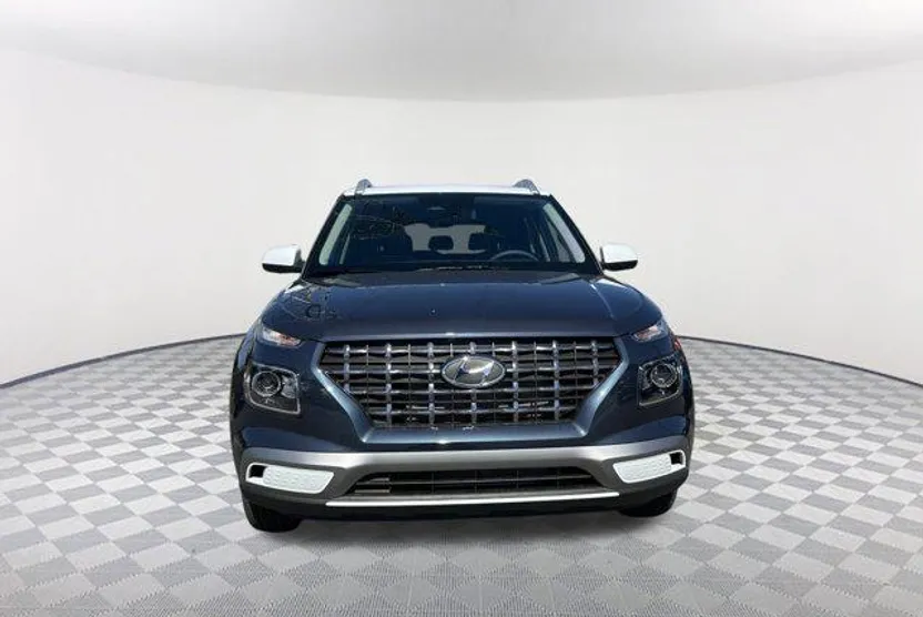 2026 Hyundai Venue SEL photo 1