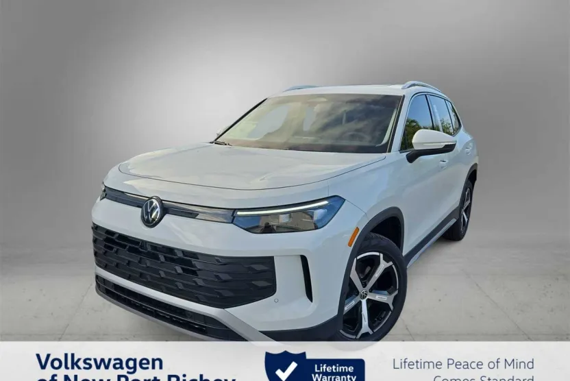 2025 Volkswagen Tiguan SE photo 1