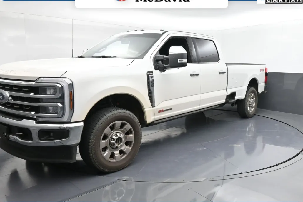 2025 Ford F-350 King Ranch photo 1