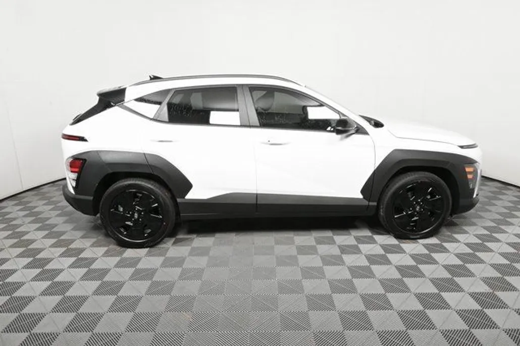 2026 Hyundai Kona SEL photo 1