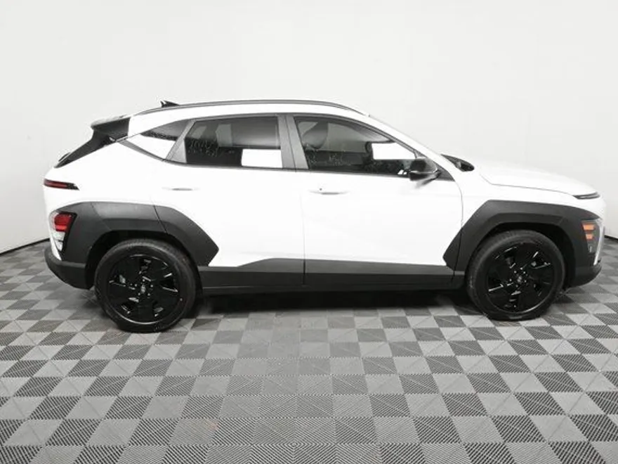 2026 Hyundai Kona SEL photo 1