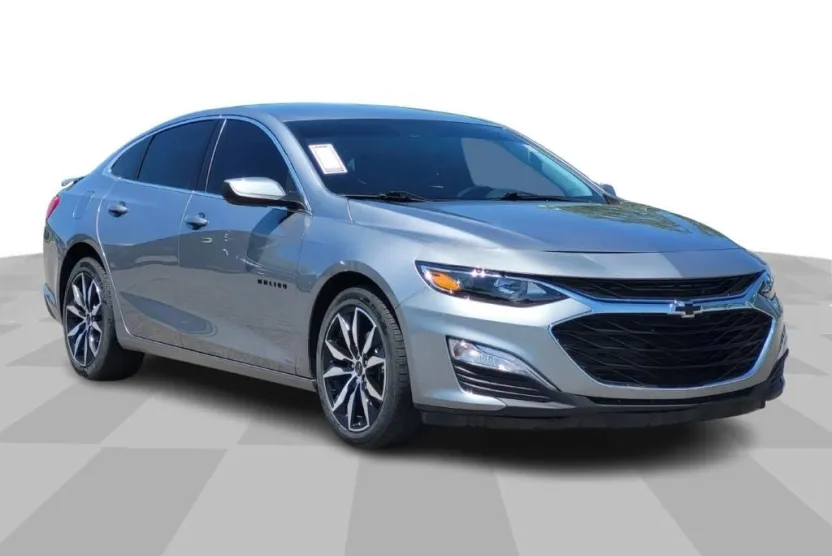 2024 Chevrolet Malibu RS photo 1