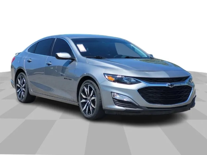 2024 Chevrolet Malibu RS photo 1