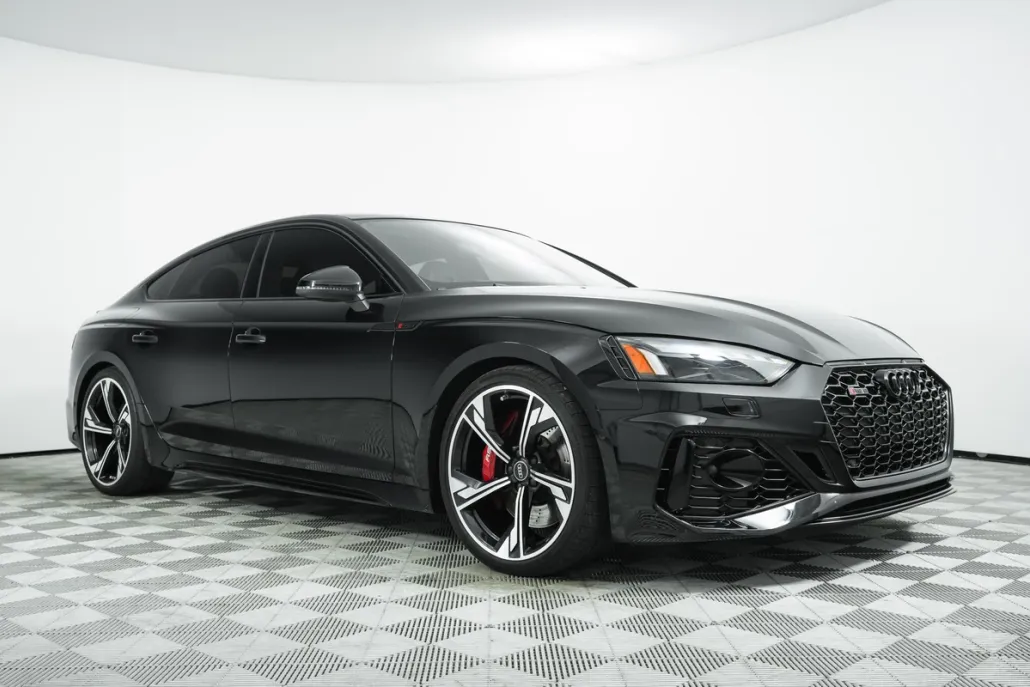 2024 Audi RS 5 photo 1