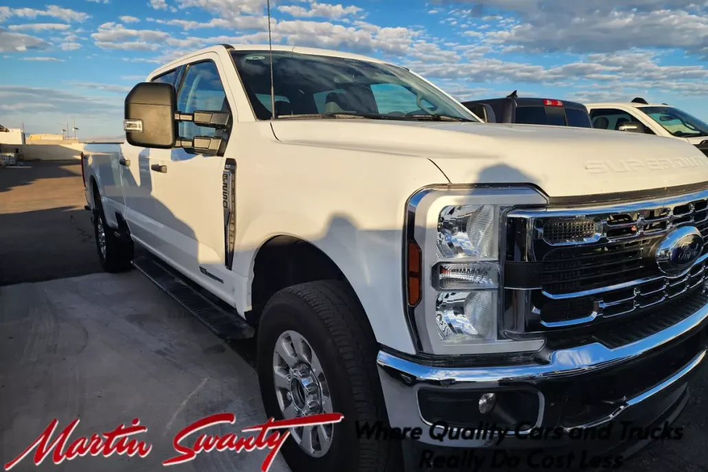 2024 Ford F-250 photo 1