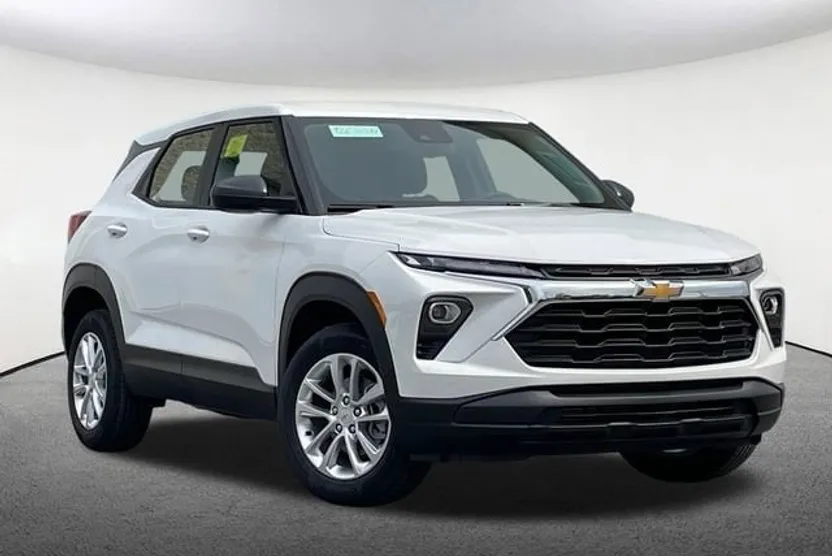 2026 Chevrolet Trailblazer LS photo 1