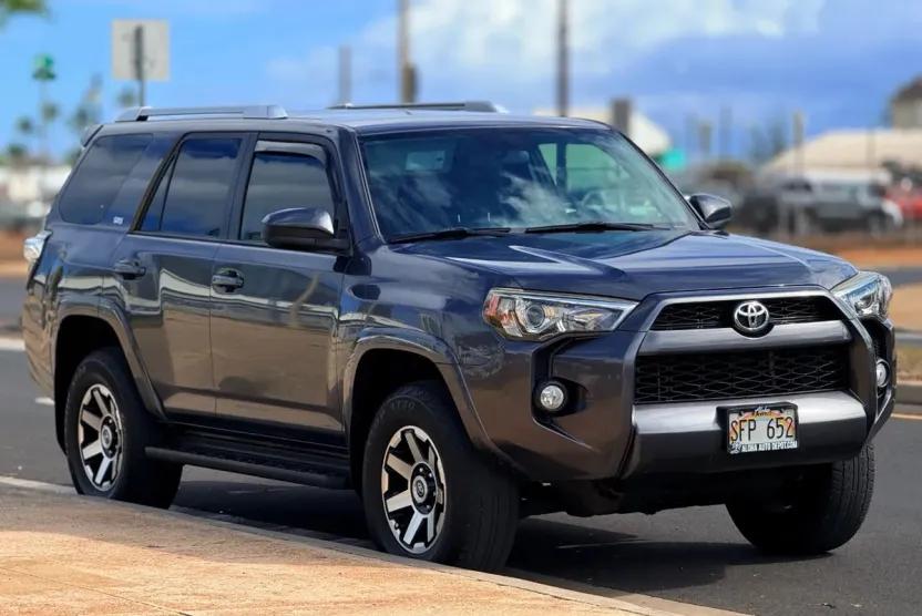 2014 Toyota 4Runner SR5 photo 1