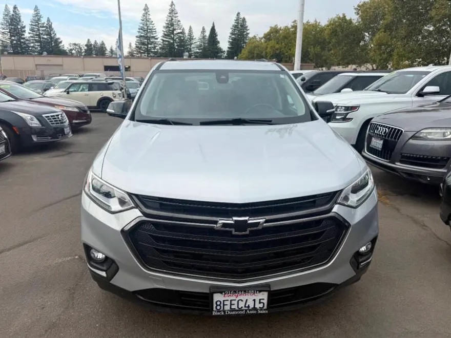 2018 Chevrolet Traverse Premier photo 1