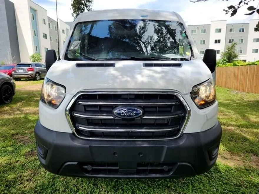 2023 Ford Transit photo 2