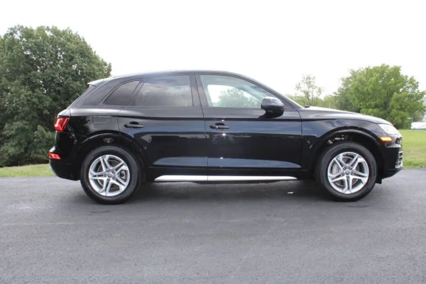 2018 Audi Q5 2.0T Premium photo 1