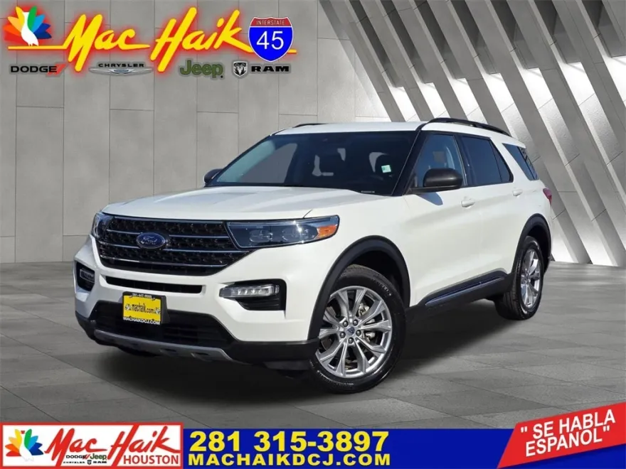 2024 Ford Explorer XLT photo 1