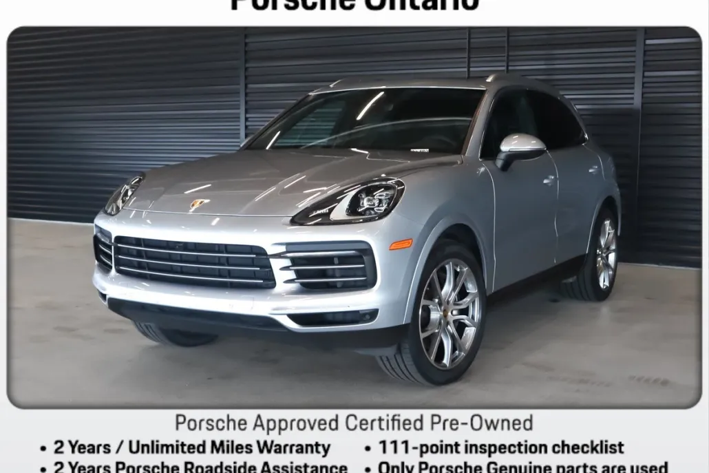 2023 Porsche Cayenne Platinum Edition photo 1
