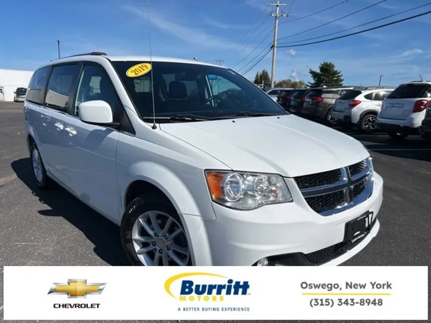 2019 Dodge Grand Caravan SXT photo 1
