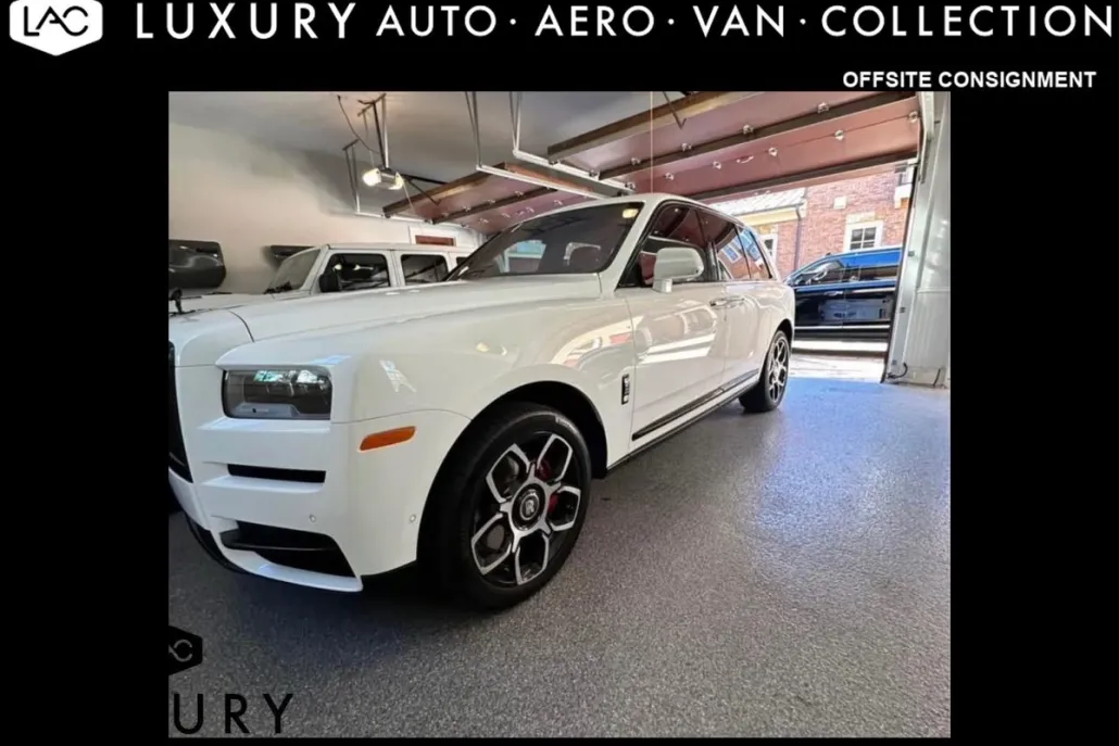 2023 Rolls Royce Cullinan Black Badge photo 1