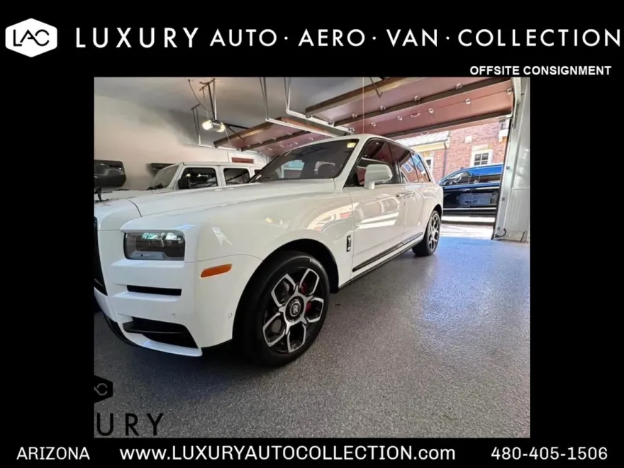 2023 Rolls Royce Cullinan Black Badge photo 1