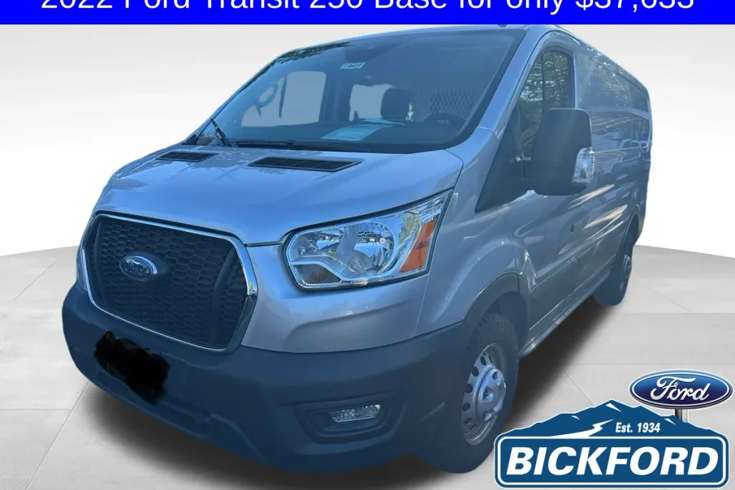 2022 Ford Transit photo 1